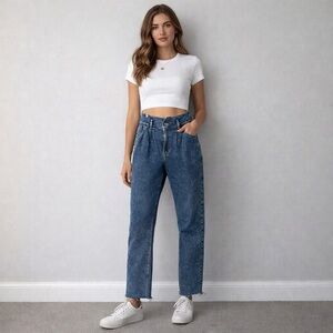 Hollister Ultra High Rise Mom Jeans Blue Denim Pleated Raw Hem W27 Y2K